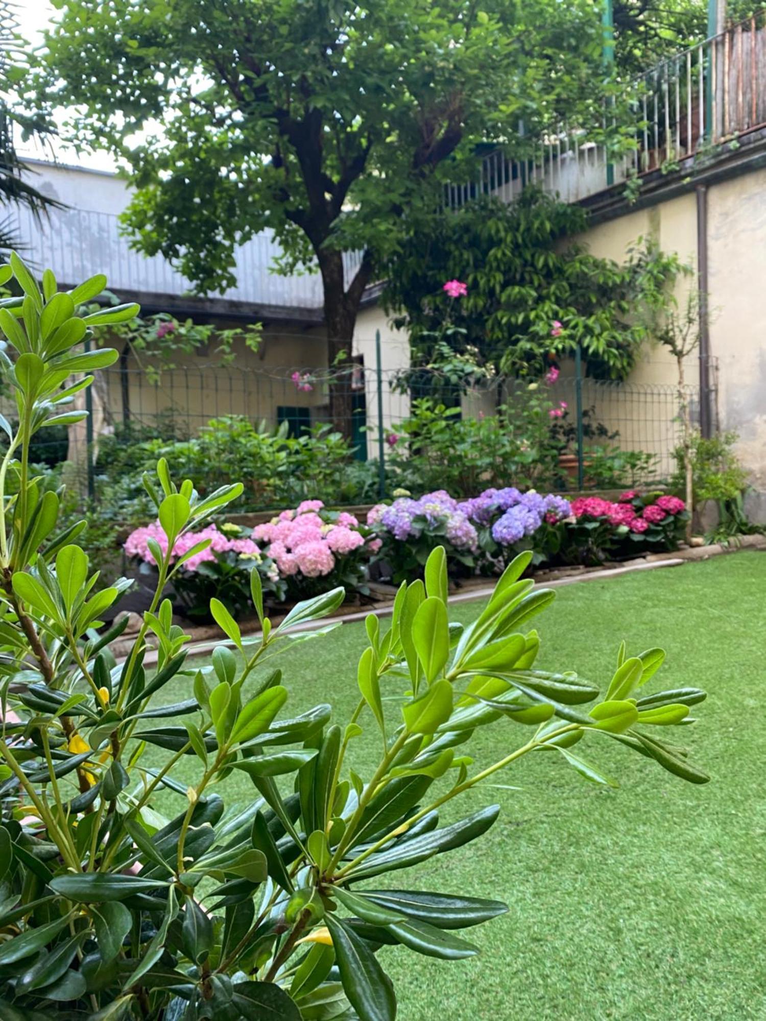 Garden Pilastri Florence